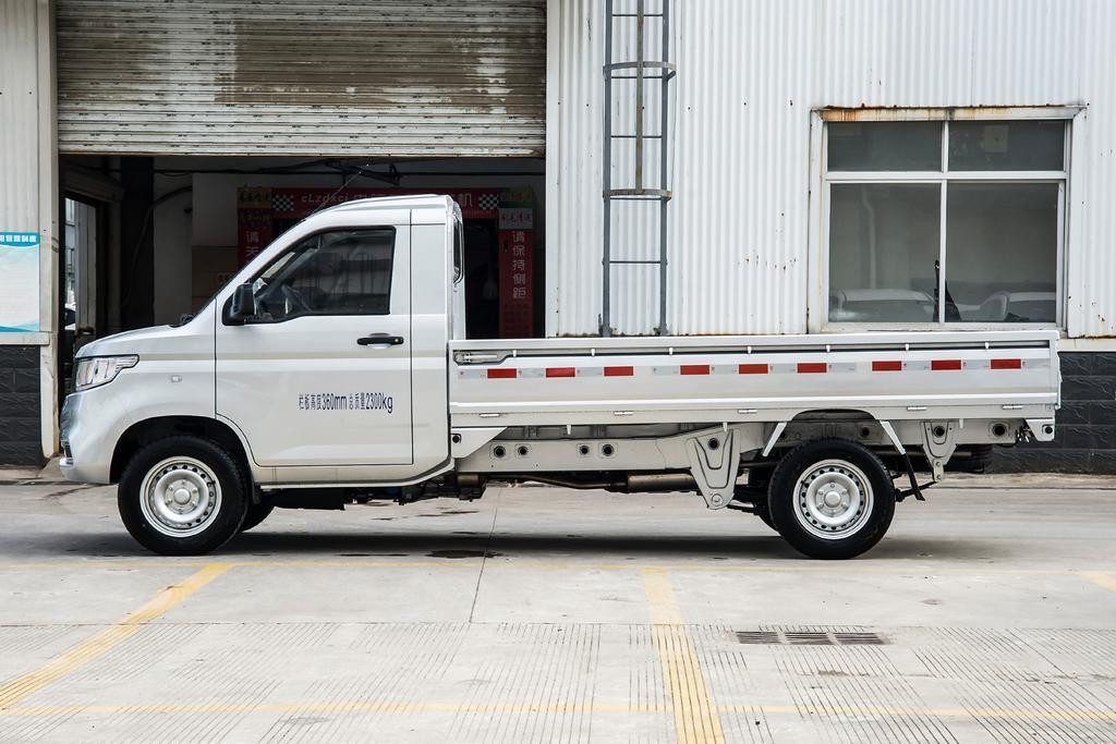 微卡拉貨最新規定，塑造貨運行業(yè)新格局的關(guān)鍵力量