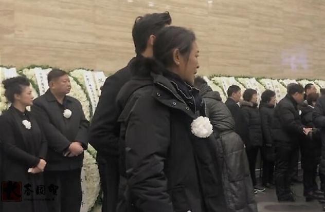 趙忠祥最新消息，科技巨頭引領(lǐng)潮流，全新高科技產(chǎn)品亮相舞臺