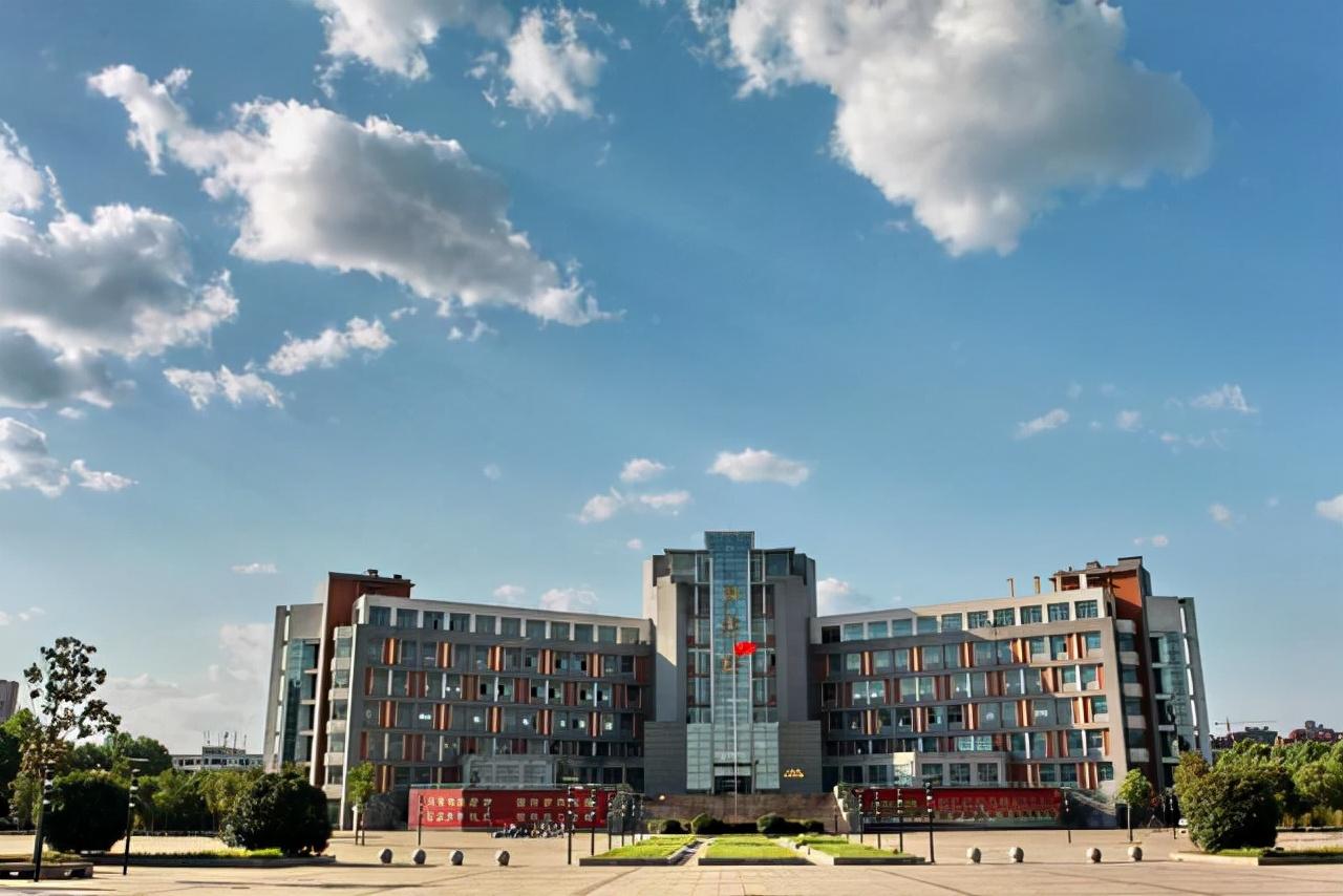 河南高校發(fā)展砥礪前行，開(kāi)啟成就夢(mèng)想新篇章