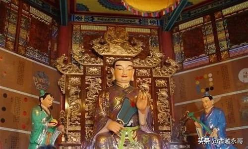 海南道士小明的日常趣事與友情紐帶，最新視頻揭秘
