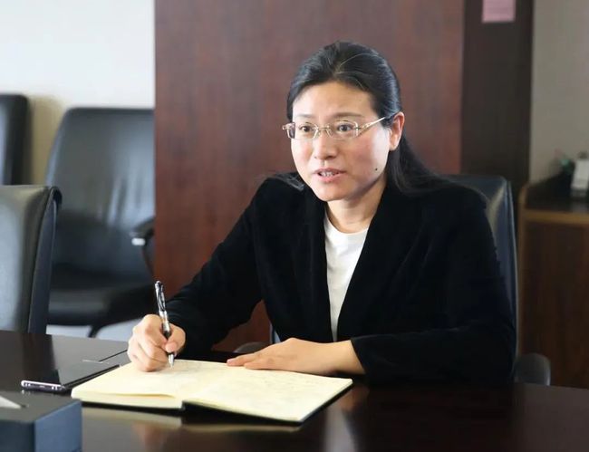 中石油方朝亮，石油傳奇的日常與最新動(dòng)態(tài)