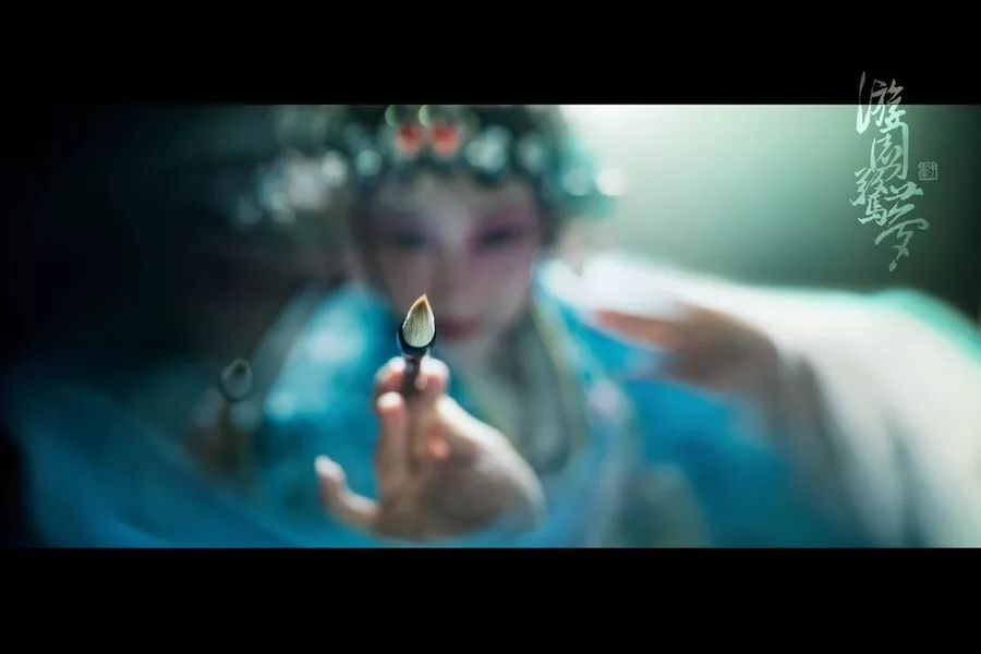 三上悠亞最新作品番號，涉黃問(wèn)題的道德倫理與法律紅線(xiàn)探討。