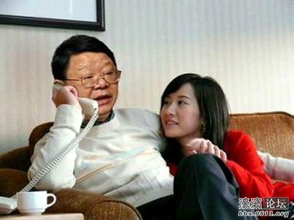 揭秘文強與女明星的隱秘幕后故事，令人震驚！