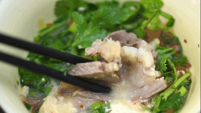 豌豆最新動(dòng)態(tài)，巷弄中的美味奇遇