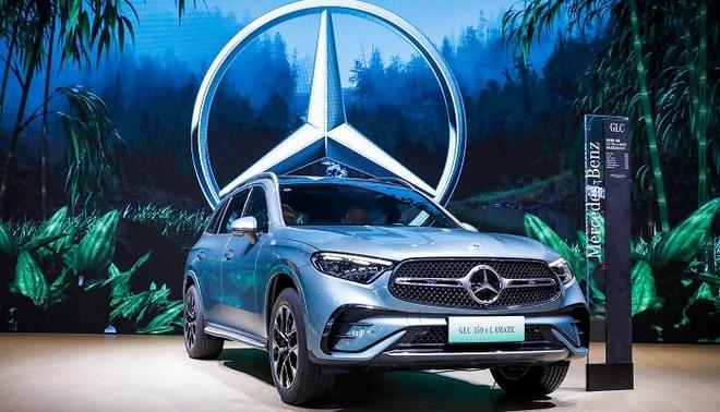 GLC350奔馳最新報價(jià)，購車(chē)之旅的溫馨指南