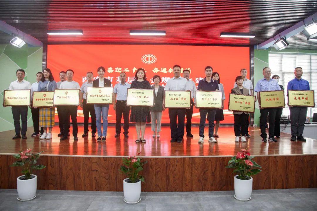 灃京工業(yè)園最新招聘，人才吸引與產(chǎn)業(yè)發(fā)展雙刃劍的挑戰與機遇