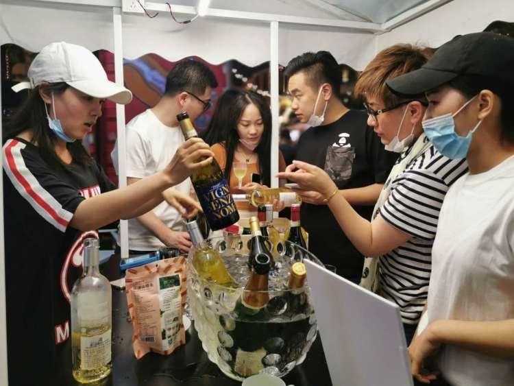 捕魚(yú)達人2最新版，小巷神秘寶藏探索與特色小店奇妙之旅