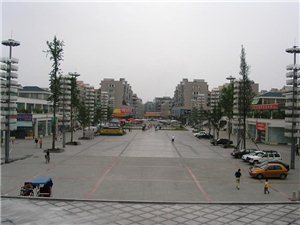 彭山貼吧最新動(dòng)態(tài)，科技新浪潮引領(lǐng)智能產(chǎn)品重磅登場(chǎng)！