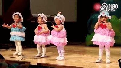 最新舞臺表演節目震撼登場(chǎng)，精彩演出令人陶醉！