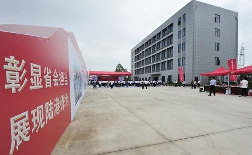 向塘最新動(dòng)態(tài)，科技重塑生活，未來(lái)之光體驗之旅
